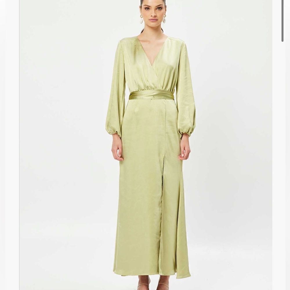 Elliatt Kai Long Sleeve Maxi Dress in Avocado,.Size S - Picture 3 of 16